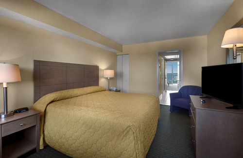 Arcadian Shores Complejo | Suite King frente al mar con balcón privado + privilegios oficiales de alquiler en el lugar