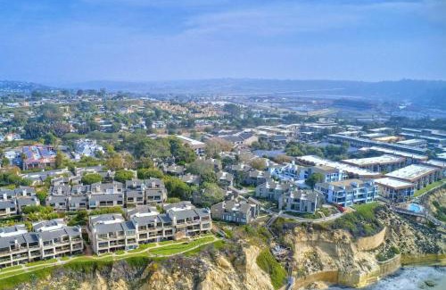 Solana Beach Apartamento | Oceanfront Luxury, Fully Remodeled, Five-Star
