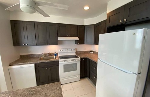 Bolongo Bay Condominio | Oceanfront Newly Renovated Condo