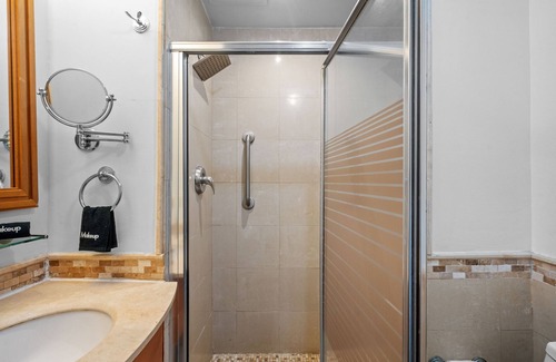 Puerta de Tierra Apartamento | Oceanfront Oasis Couple s Retreat San Juan