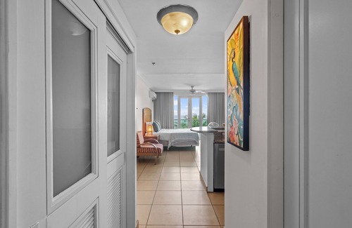 Puerta de Tierra Apartamento | Oceanfront Oasis Couple s Retreat San Juan
