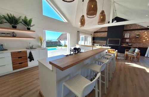Port Alfred Casa | Oceanfront Oasis - Private pool and Solar