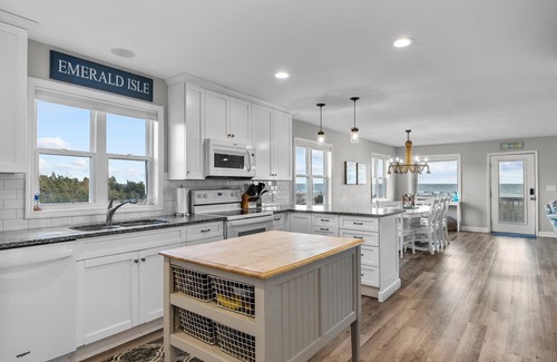Emerald Isle Casa | Oceanfront Oasis w/double covered porch 4 BR/2BA - updated Emerald Isle classic!