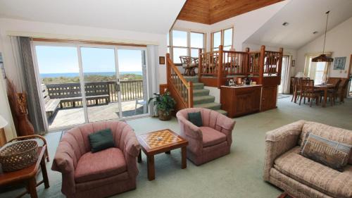 Whale Head Hill Casa | OCEANFRONT, Ocean Views, Community Amenities, Close to Beach Access-704, Sea Forever