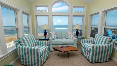 Duck Casa | OCEANFRONT, Ocean Views, ELEVATOR, Private Beach Walkway, BB14, Heart Of Duck