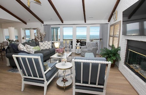 Duck Casa | OCEANFRONT, Ocean Views, Sun Decks, Close to Beach Access, SA112, The SandBar