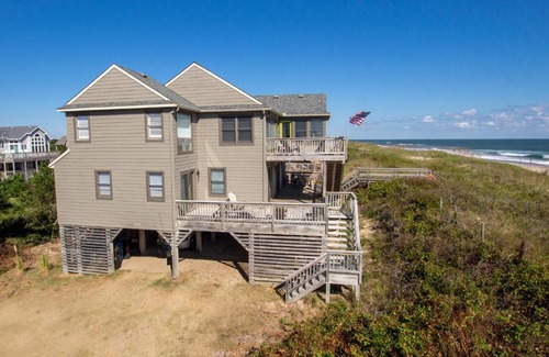 Duck Casa | OCEANFRONT, Ocean Views, Sun Decks, Close to Beach Access, SA112, The SandBar
