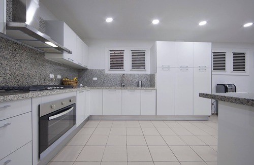 Casa de Campo Casa | Frente al mar, en el campo de golf, junto a la playa, piscina climatizada e hidromasaje, con personal completo