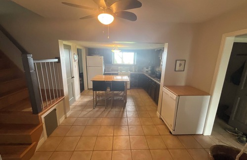 Cormierville Casa | Oceanfront paradise, 4-bedroom house in Cocagne with hot tub, WiFi, AC.