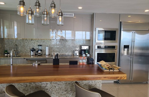 Centro de Cancún Complejo | Oceanfront Penthouse in Cancun – Spend Christmas in Paradise!
