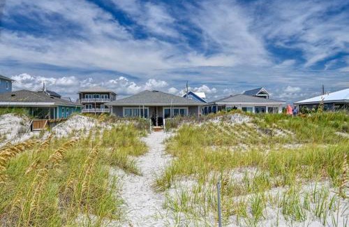Topsail Beach Casa | Oceanfront - Pet Friendly - Wraparound Porch