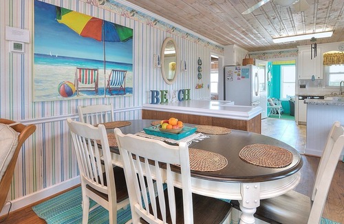 Holden Beach Cabaña | Maravillosa casa de campo en la playa de Holden, frente al mar!