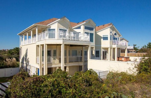 Whalehead Beach Casa | OCEANFRONT, Private Pool, Close to Beach Access, Ocean Views, Pool Table, WL925, Iselin