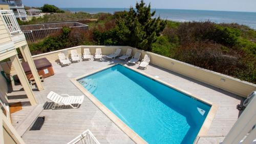 Whalehead Beach Casa | OCEANFRONT, Private Pool, Close to Beach Access, Ocean Views, Pool Table, WL925, Iselin