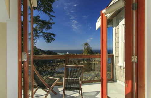 Ucluelet Casa | PROPIEDAD FRENTE AL MAR - Black Rock Beach House