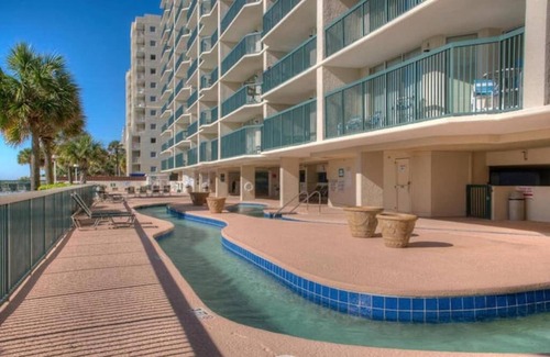 Ocean Drive Condominio | Oceanfront Sleeps 8 Ashworth Resort 3 bed 3 bath Free Parking Pools Lazy River