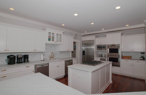 Isle of Palms Casa | FRENTE AL MAR | VIGA DE SOL | PISCINA | ASCENSOR | EXCELENTE PARA GRANDES FAMILIAS