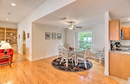 Ocean Springs Casa | Oceanfront Stilt House with Deck on Private Beach!