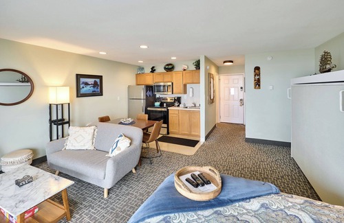 Lincoln City Condominio | Oceanfront Studio - Ground Floor - Sleeps 4