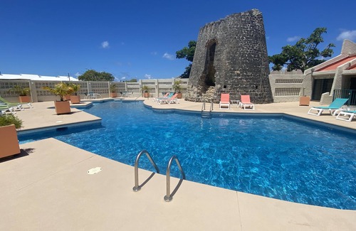 Estate Golden Rock Condominio | Oceanfront Sugar Beach Condo