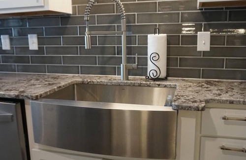 Pine Knoll Shores Casa | Casa frente al mar, ¡El NUEVO G-5 completamente remodelado en la primavera de 2019!
