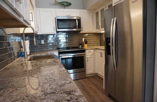 Pine Knoll Shores Casa | Casa frente al mar, ¡El NUEVO G-5 completamente remodelado en la primavera de 2019!