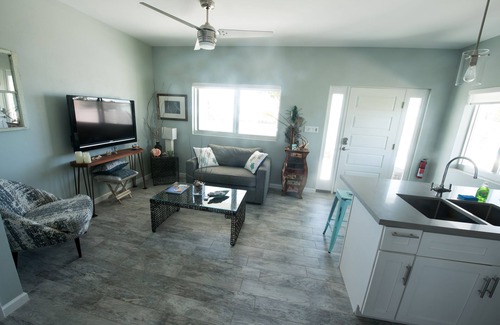 Cockburn Town Villa | FRENTE AL MAR - SUITE TORTUGAS EN CHALET DRIFT