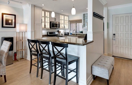 Solana Beach Condominio | Frente al mar! Unidad de esquina de vistas sin obstáculos - Totalmente remodelada