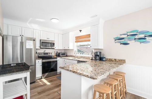 Emerald Isle Cabaña | Oceanfront Updated 5BR Duplex. Dog friendly!