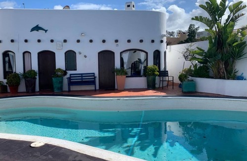 Primo Tapia Villa | Oceanfront Villa - Birthdays, Weddings & Events. Private pool, jacuzzi & Chef