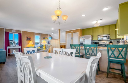 South Nags Head Casa | Oceanfront Views at Good Day Sunshine