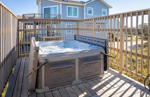 South Nags Head Casa | Oceanfront Views Private Beach Access and Hot Tub