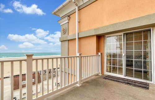 Ocean City Apartamento | Oceanfront Villa 4(109) Boardwalk Oceanfront