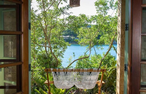 Estate Chocolate Hole and Great Cruz Bay Casa | Hermosa villa frente al mar