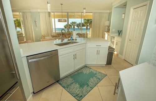 Holiday Isle Condominio | Oceania 106 3 Bedroom Condo by RedAwning