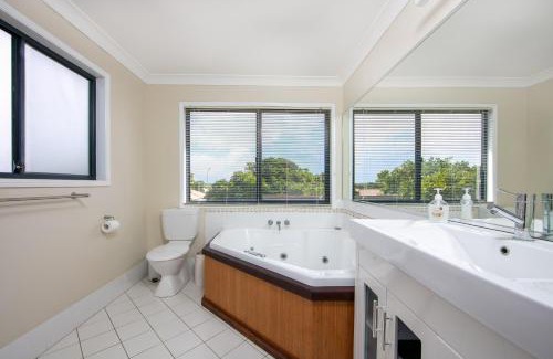 Yamba Casa | Oceania Peace