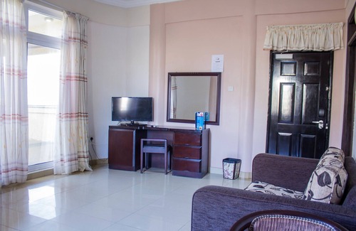 Accra Hotel | Oceanic Resort