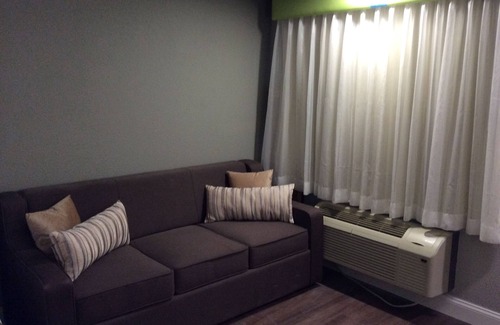Northeast Virginia Beach Hotel | Oceans 24