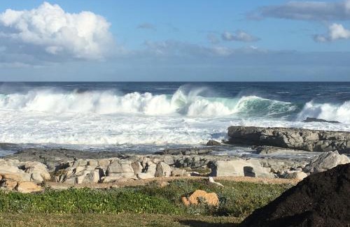 Hermanus Casa | Oceans Edge - Hermanus Beach Club