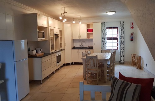 Mossel Bay Hotel | Oceans Hotel & Self Catering
