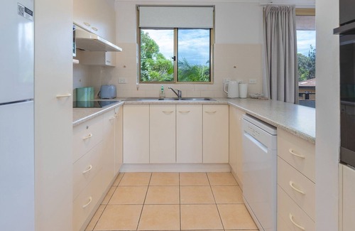 Boomerang Beach Apartamento | Oceanside 007 with beautiful oceans views and your own entertaining space