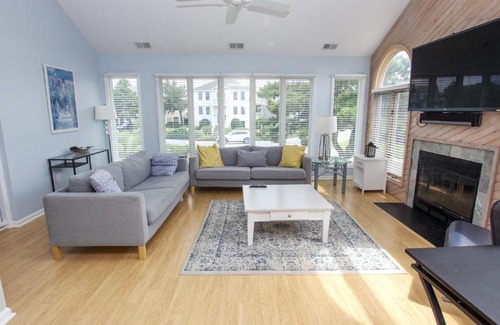 Corolla Light Casa | Oceanside, 485 ft to Beach Access, Community Amenities, 609, Black Dog