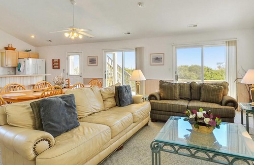 Carova Beach Casa | Oceanside, 5 BRs, Wild Horses, 600 ft to Beach Access, 4wheel Drive Area, 4x2398, The T House