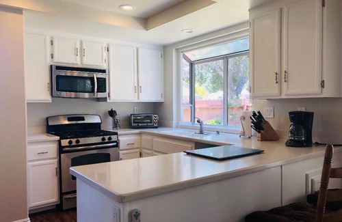 Guajome Casa | Oceanside y Carlsbad Beaches ~ Family Vacation Home ~ ¡NUEVA LISTA!