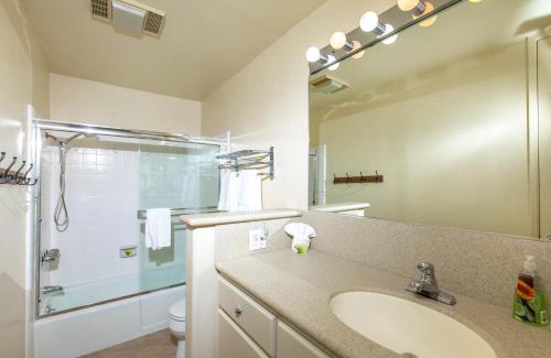Townsite Casa | Oceanside Beach Condos