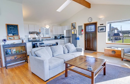 Yachats Cabaña | Oceanside Beach Cottage - Ocean view Yachats