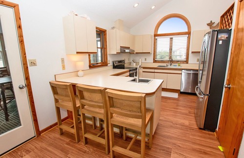 Whalehead Beach Casa | Oceanside, Close to Beach and Shopping! - WW921, Sea 5