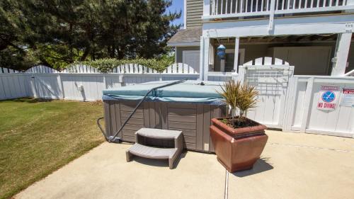 Duck Casa | Oceanside, Close to Beach, Private Pool, Hot Tub, FS1, Duck Chill Inn