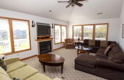 Corolla Light Casa | Oceanside, Comm Amenities, Priv Pool, Close to Beach, Rec Rm, 219, Turtle Cove
