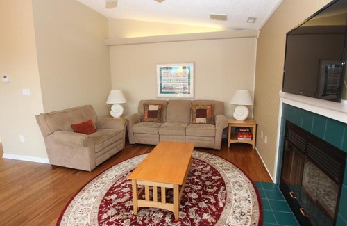 Corolla Light Casa | Oceanside, Community Pools, Close to Beach, Community Amenities, 607, Beach Ball Villa